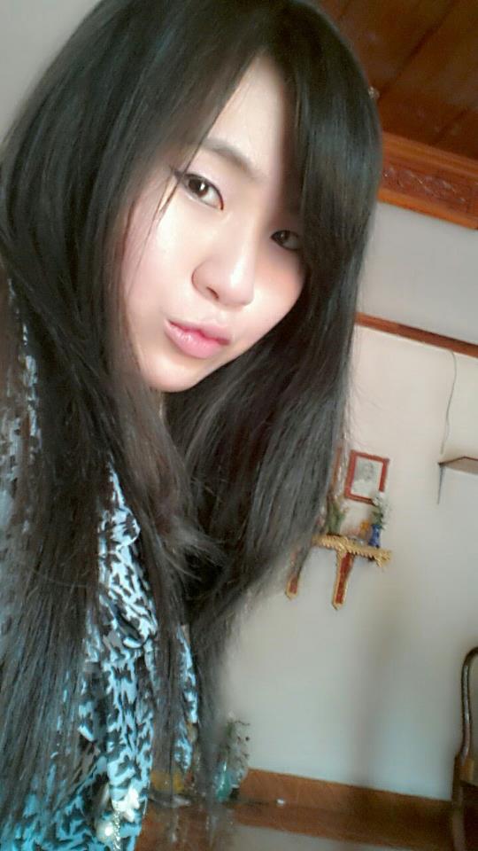 เฟื้องสาวแอร์หน้ามวยจากประเทดลาว