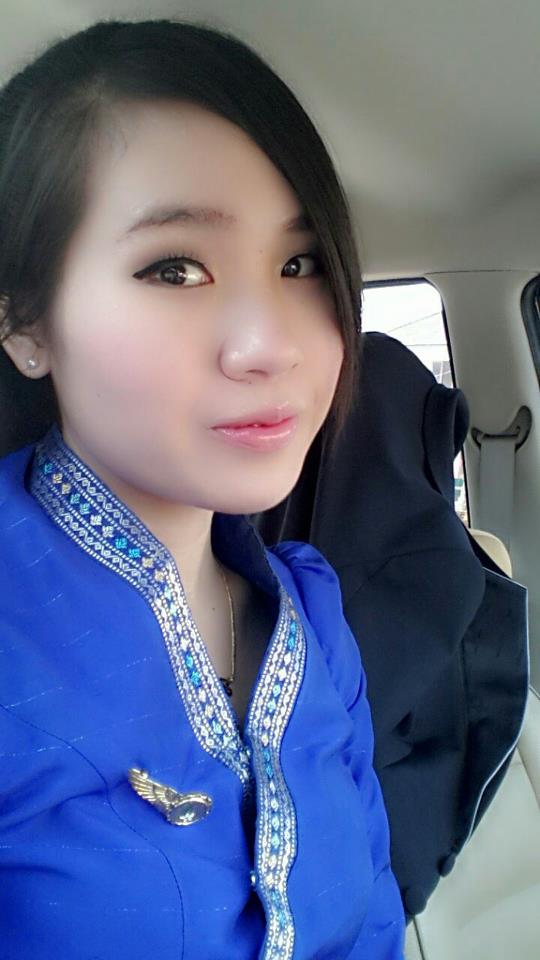 เฟื้องสาวแอร์หน้ามวยจากประเทดลาว