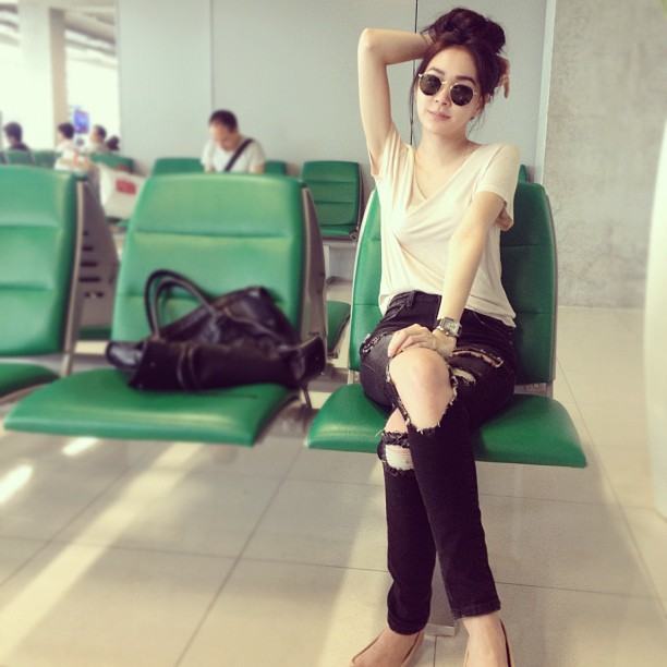 โฟร์ ศกลรัตน์ @ Instagram Update