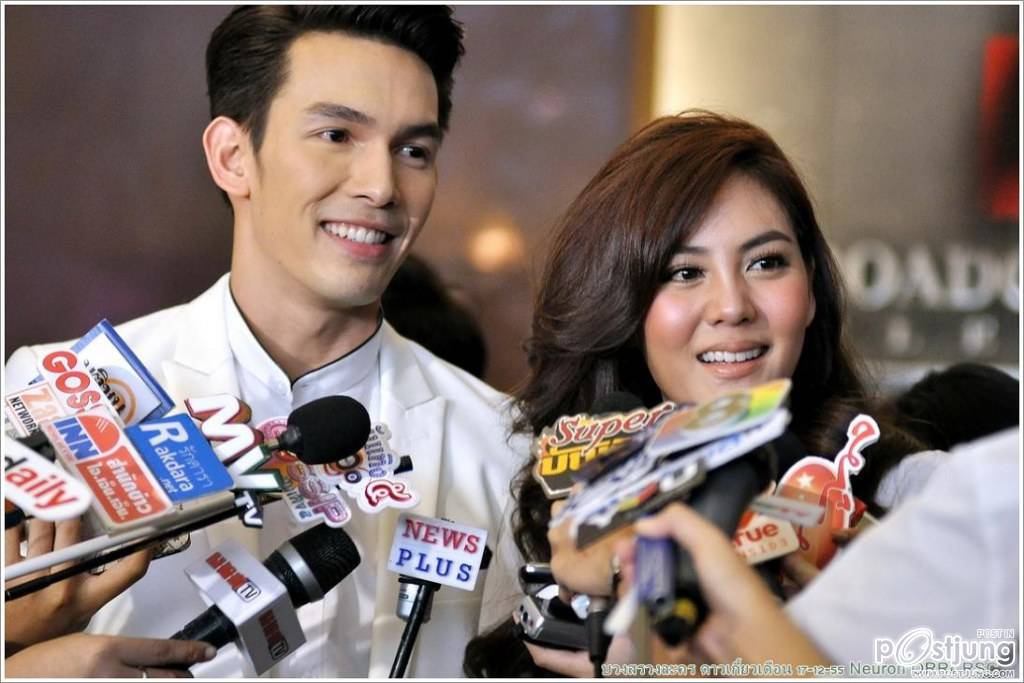 ดาวเกี้ยวเดือนราดาเย่อะมากๆ