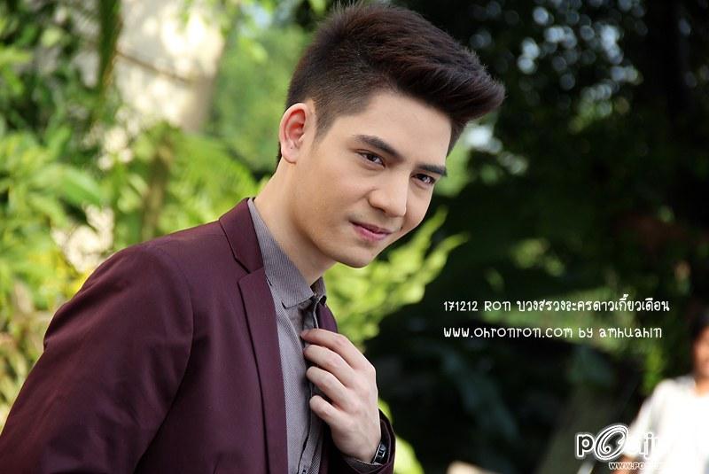 ดาวเกี้ยวเดือนราดาเย่อะมากๆ