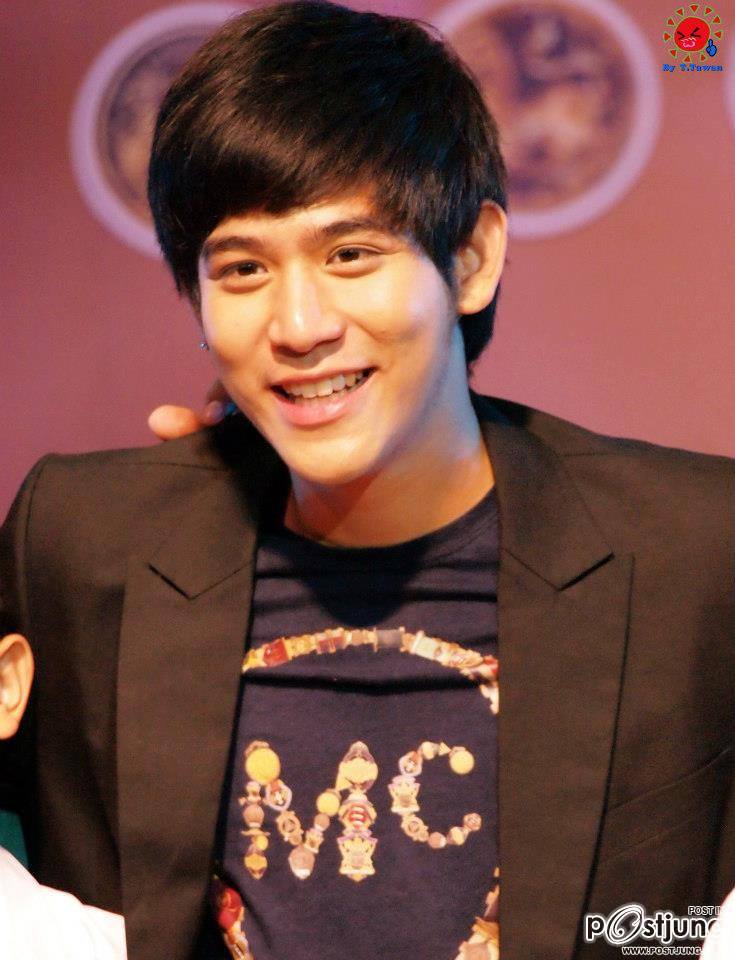 พอร์ซๆๆเอ๊ะทรงผมน้องลีวายชัดๆ