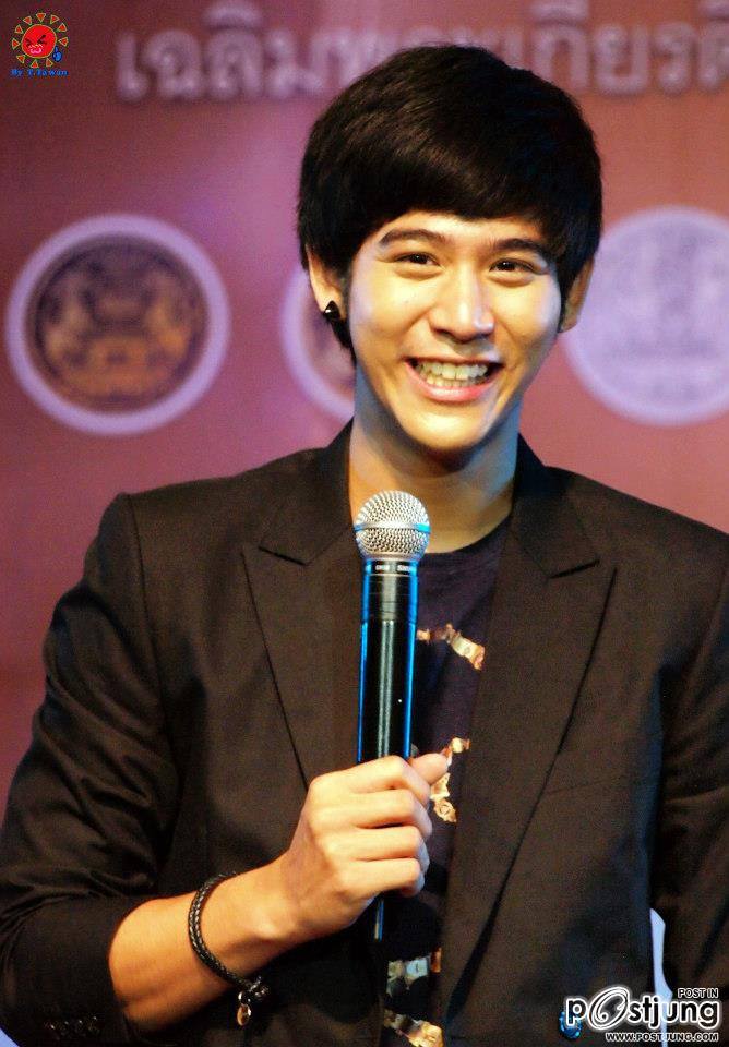 พอร์ซๆๆเอ๊ะทรงผมน้องลีวายชัดๆ