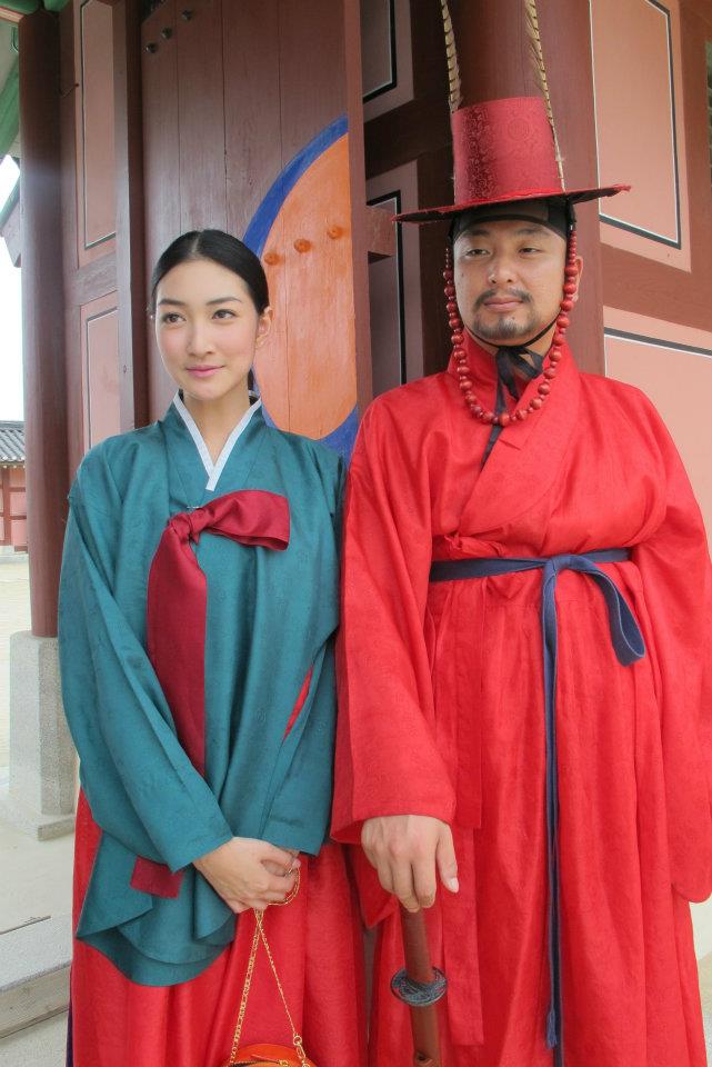 แพนเค้ก ยามแต่งหน้าอ่อนๆ น่ารักอ่ะ