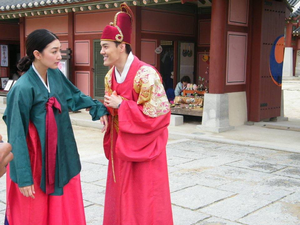 แพนเค้ก ยามแต่งหน้าอ่อนๆ น่ารักอ่ะ