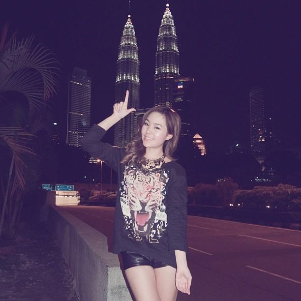 ระหว่าง  กัสจัง กับ ใหม่ดาวิกา ชอบใครมากกว่ากัน ณ ตอนนี้