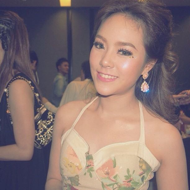 ระหว่าง  กัสจัง กับ ใหม่ดาวิกา ชอบใครมากกว่ากัน ณ ตอนนี้