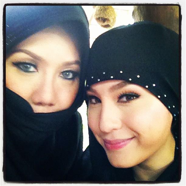 ภาพล่าสุดจากกองถ่ายละครฟ้าจรดทราย ตุ้ย-ขวัญ จัดเต็ม