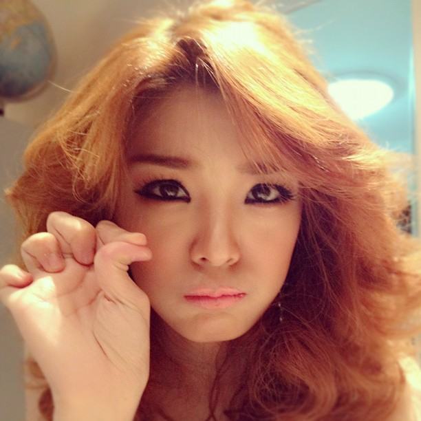 แย้ นนทพร ธีระวัฒนสุข ขาววิ๊งเวอร์ๆ