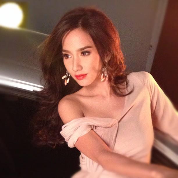 Aum Patchrapa..she's so beautiful..!"