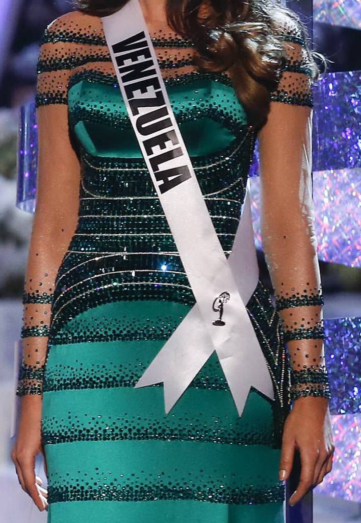 รวมภาพความสำเร็จ Miss Venezuela กับตำแหน่งรอง2 MU 2012