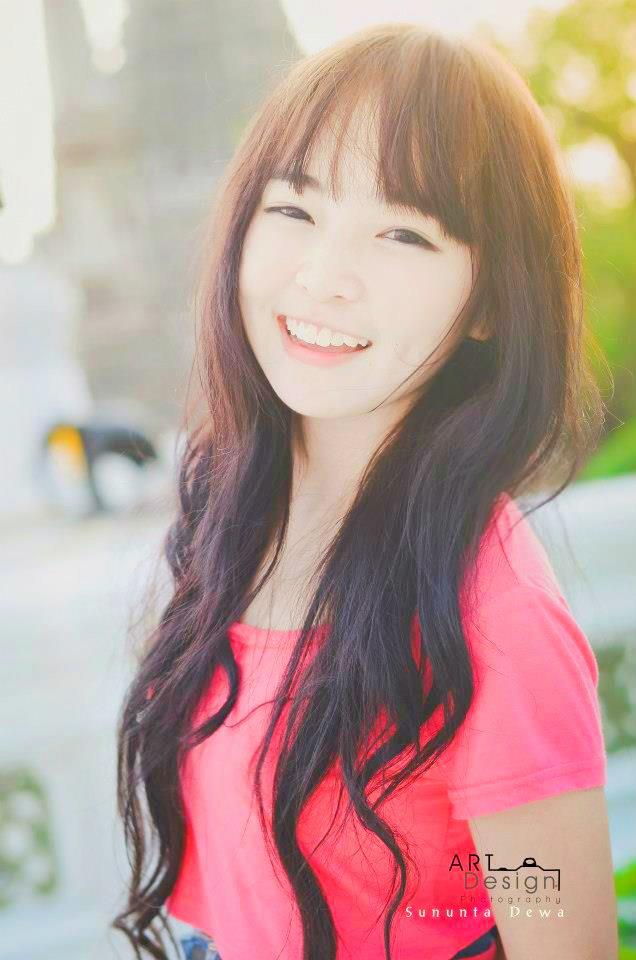 น่ารักปนเซ็กซี่ แบบฉบับเอมมี่ เดวา !