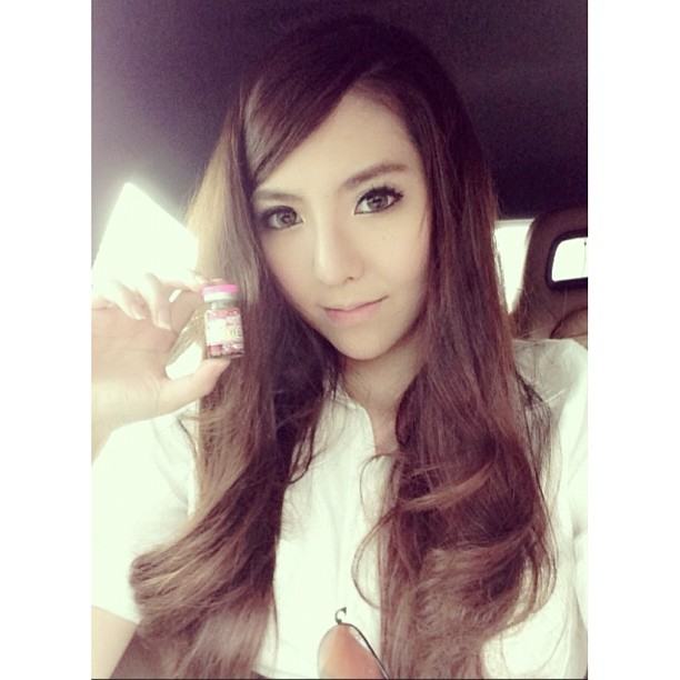 จินนี่ Kamikaze สวย ใส ไฮโซ กับสไตล์การแต่งตัวของเธอ