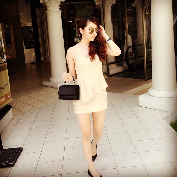 จินนี่ Kamikaze สวย ใส ไฮโซ กับสไตล์การแต่งตัวของเธอ