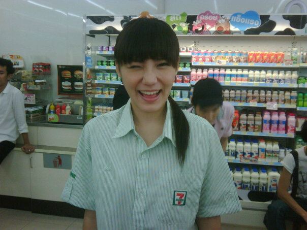 สาวเซเว่น แสนน่ารัก