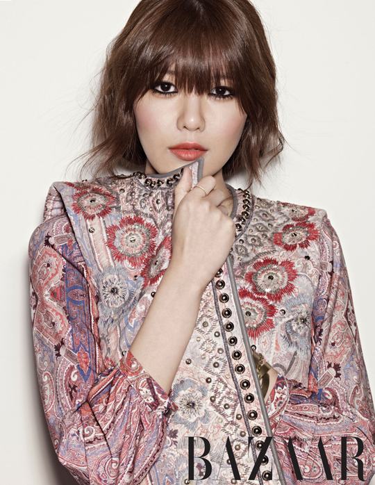 ซูยอง (Soo Young) แห่ง SNSD ภาพถ่ายแฟชั่นในนิตยสาร 'Harper&rsquo;s Bazaar'