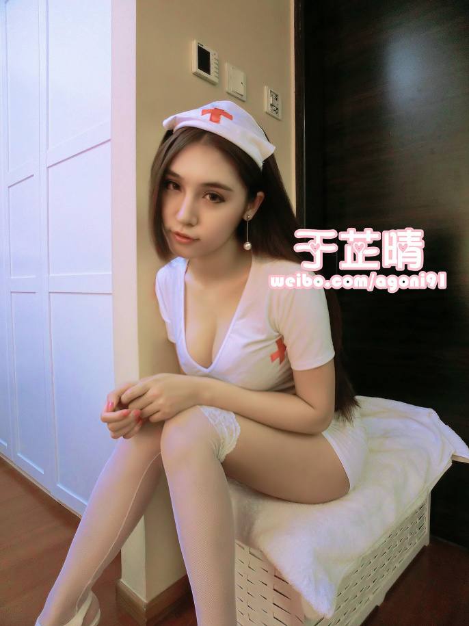 นางพยาบาล สวยเซ็กซี่เเบบนี้ เห็นเเล้วอยากป่วย