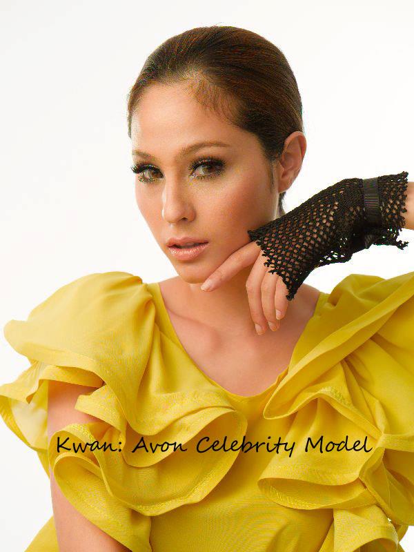 ขวัญ อุษามณี @ AVON
