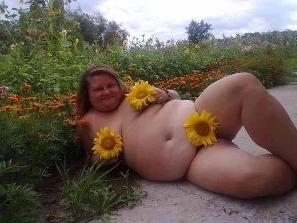 ฝันหวานนะคะ ดูผู้ชายมาเยอะแล้ว ดูหนูบ้างนะคะ