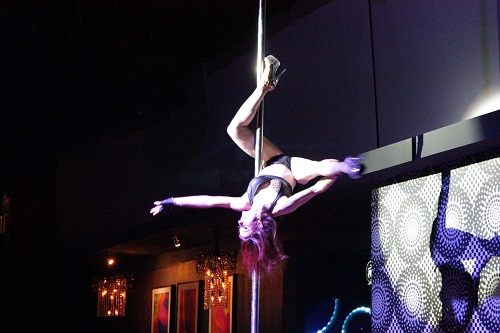 pole dance