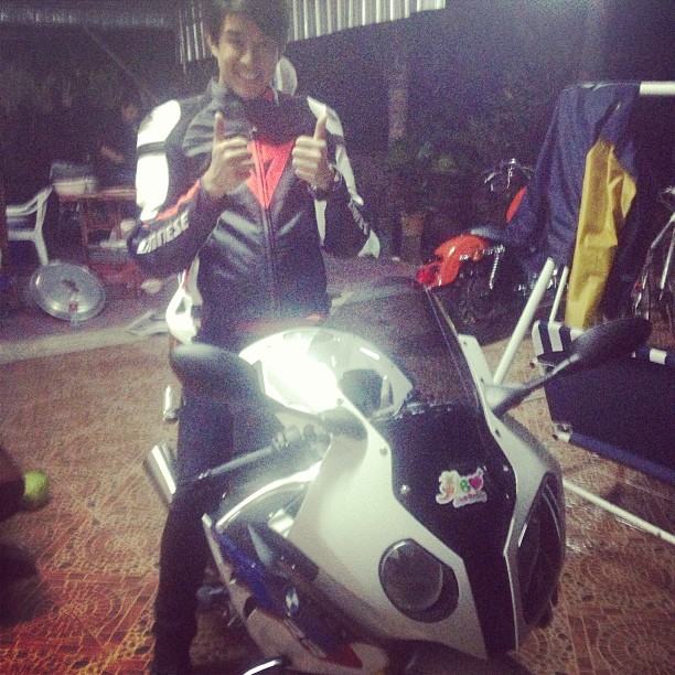 บอส โตนนท์ @ Instagram Update