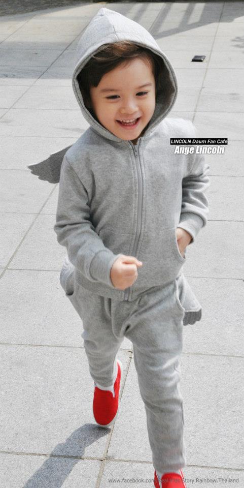 ลินคอร์น เด็กน้อยสุดหล่อ ><
