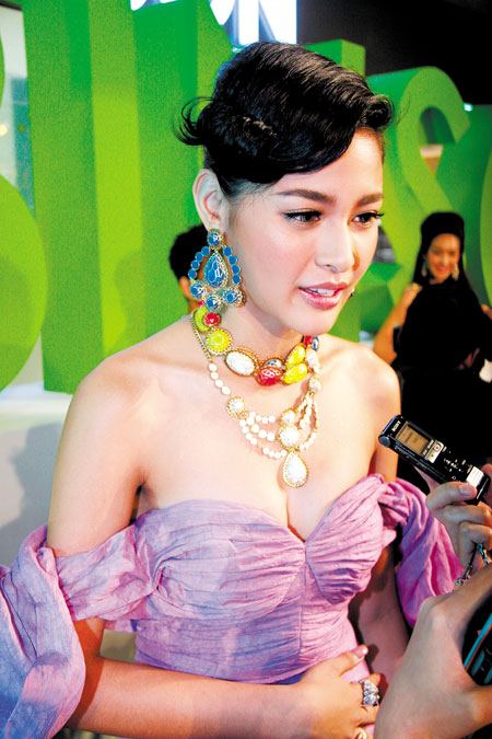 ปุ๊กลุ๊ก สวยงามอย่างไทย