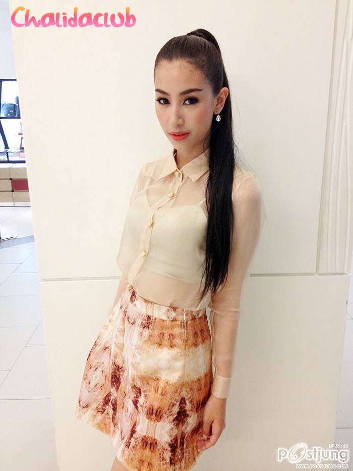 ญาญ่า อุรัสยา & มิ้นต์ ชาลิดา