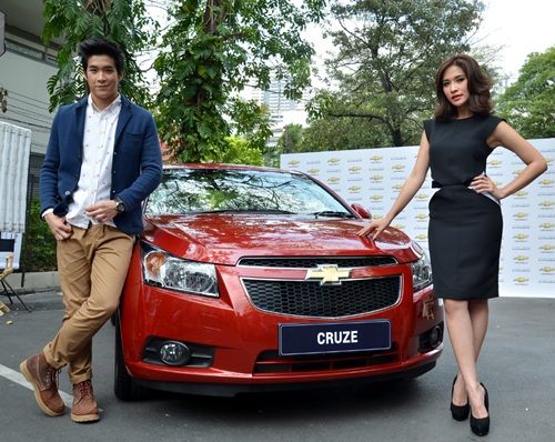 อั้ม+ชมพู่+พลอย กับ รถ คันหรูๆ ของ สาว เริ่ดๆ