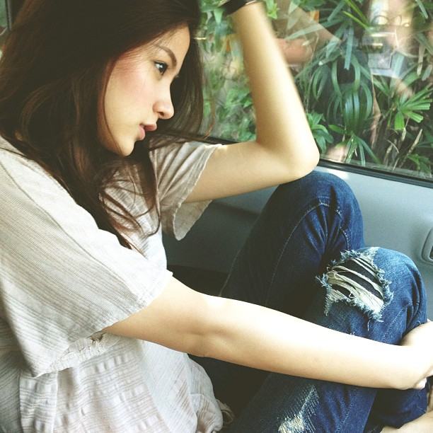 อินสตาแกรมดารา  ใบเฟิร์น พิมพ์ชนก ลือวิเศษไพบูลย์