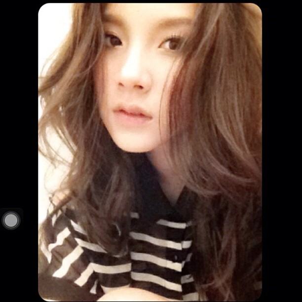 อินสตาแกรมดารา  ใบเฟิร์น พิมพ์ชนก ลือวิเศษไพบูลย์