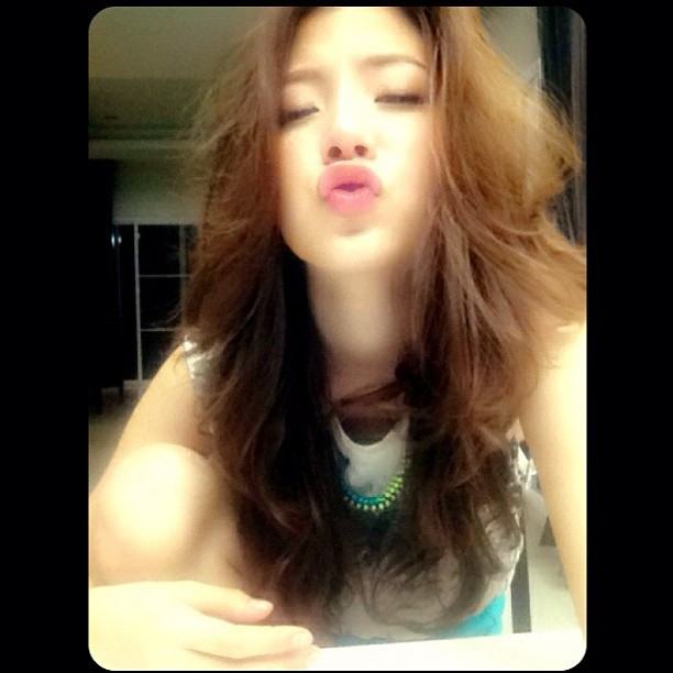 อินสตาแกรมดารา  ใบเฟิร์น พิมพ์ชนก ลือวิเศษไพบูลย์