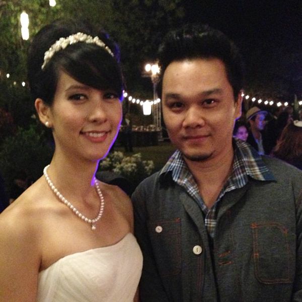 ชมภาพบรรยากาศ ญารินดา ควงแขน วิล พาเธอร่า เข้าพิธีวิวาห์