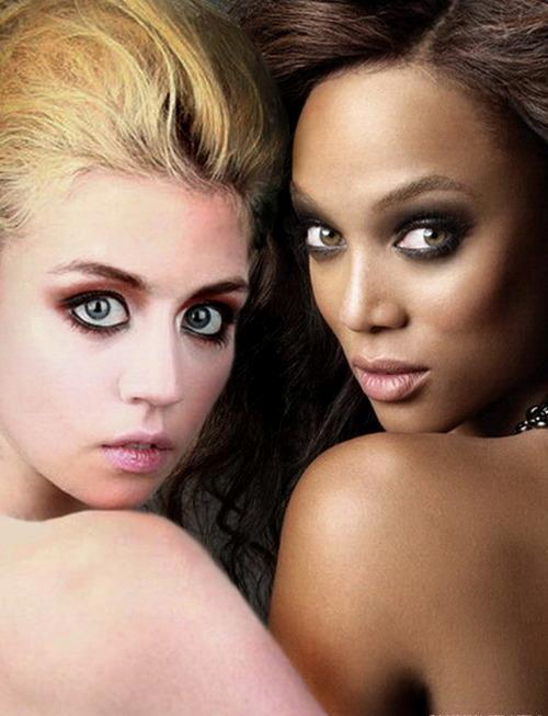 สวัสดีปีใหม่ 2013 ขะเพื่อนๆ  by Allison Harvard