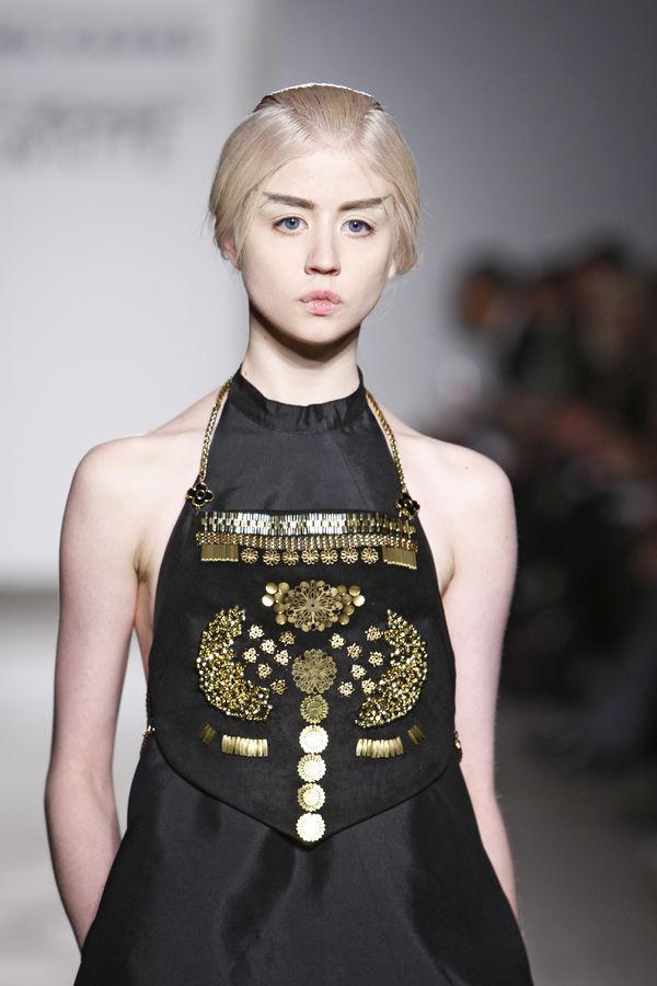 สวัสดีปีใหม่ 2013 ขะเพื่อนๆ  by Allison Harvard