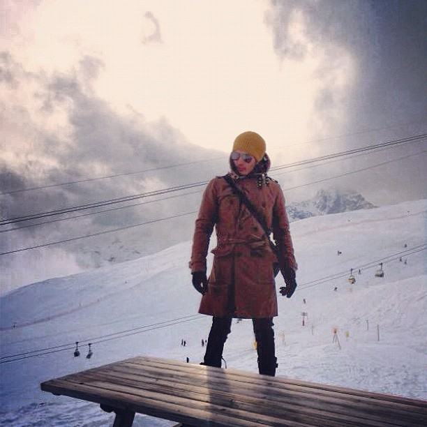 หวานชื่น! อั้ม ควง นัท สวีทกลางหิมะในสวิตเซอร์แลนด์