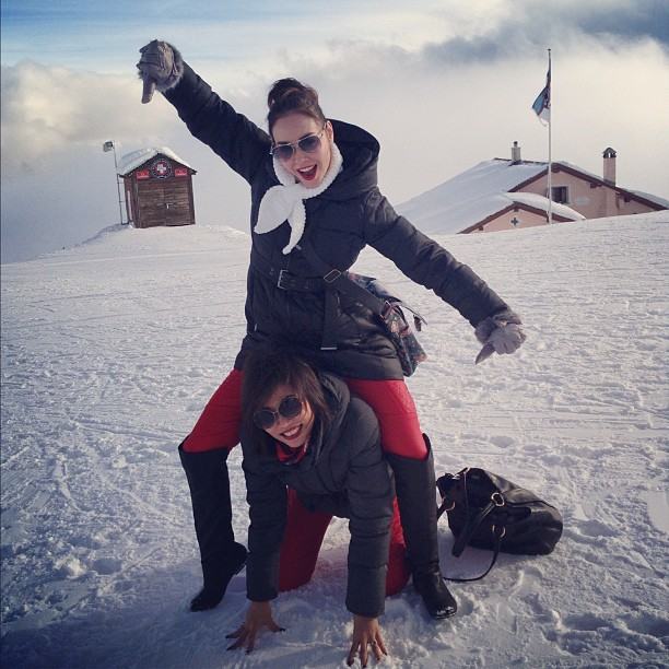 หวานชื่น! อั้ม ควง นัท สวีทกลางหิมะในสวิตเซอร์แลนด์