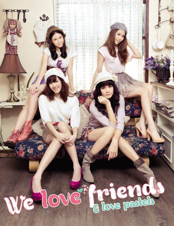 4 สาว หุ่นดี เสียงดี Kiss Me Five