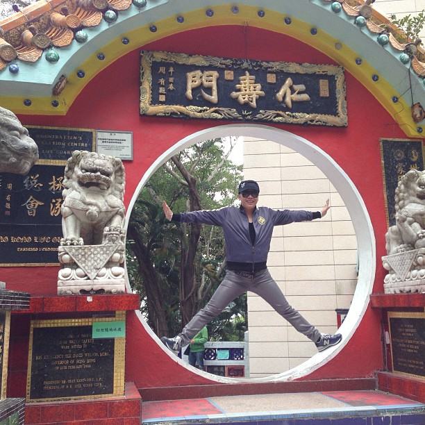 เมย์ เฟื่อง - กรรชัย ควงคู่สวีทจี๋จ๋า ตระเวนไหว้พระ มาเก๊า-ฮ่องกง