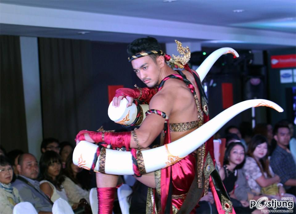 ประกวดชายแต่งหน้าหนาไปป่ะ