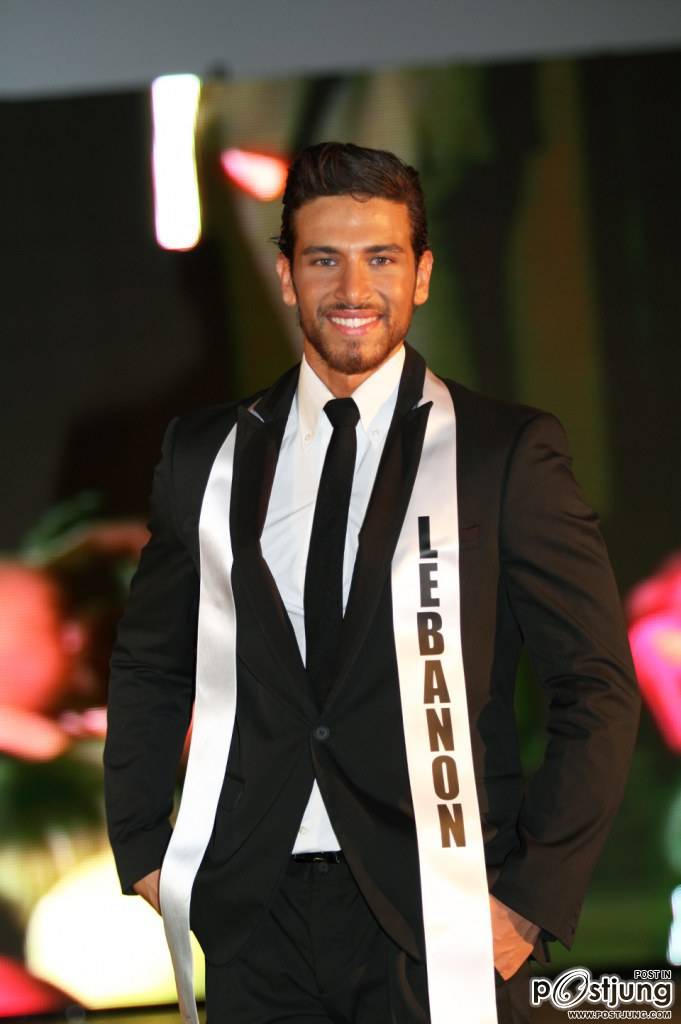 หล่อเข้มดี