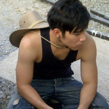  เพื่อน กวี  หนุ่มหล่อจากละคร เสือสมิง