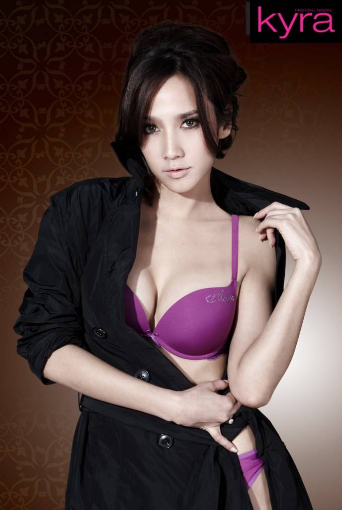 อั้ม พัชรภา ลุคส์นี้เริ่ด