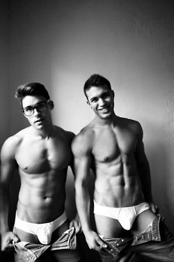 หล่อเกิ้นนนน