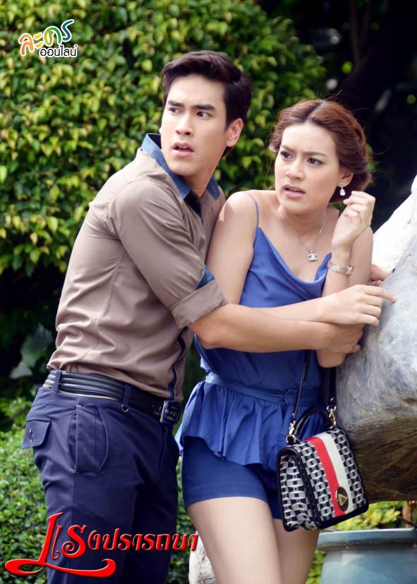 แฟชั่นของ คิมเบอร์ลี่ ในละครเรื่อง แรงปรารถนา