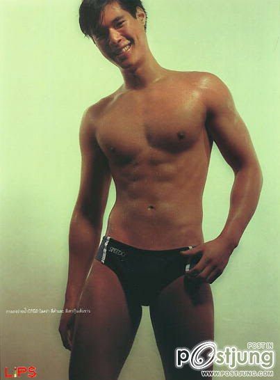 นายแบบชื่อ คริสป่าวหล่อดี