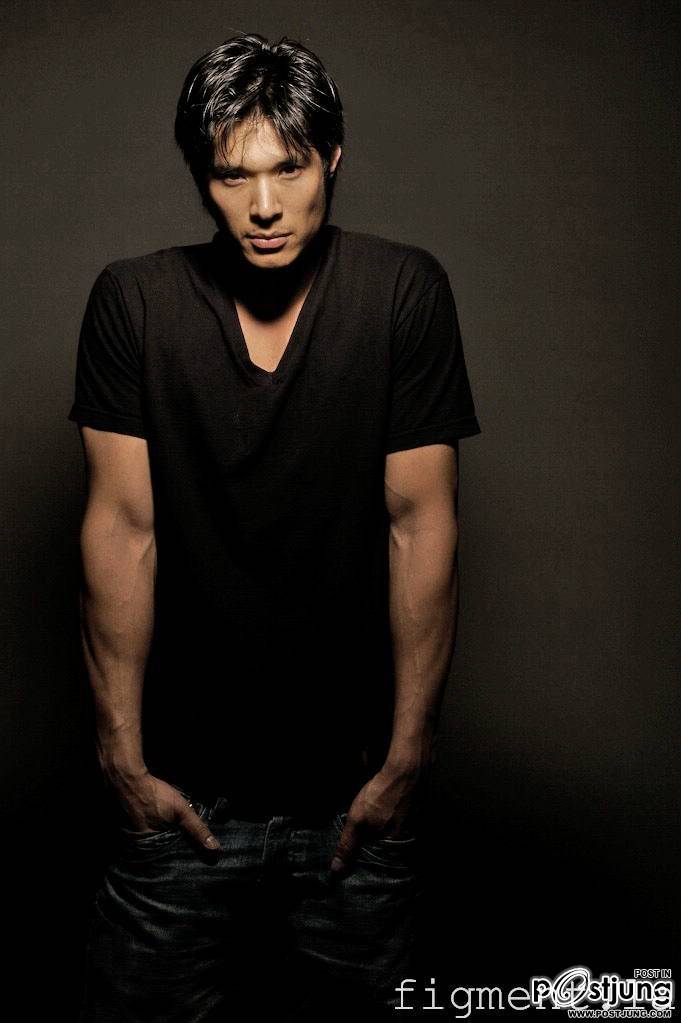 นายแบบชื่อ คริสป่าวหล่อดี