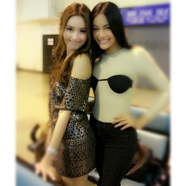 ปุ๊กลุ๊ก ฝนทิพย์  อวดความสวยผ่านInstagram