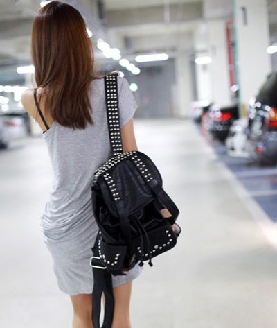 แฟชั่น กระเป๋าสะพายหลังดีไซน์เก๋ เทรนด์ฮิต 2013