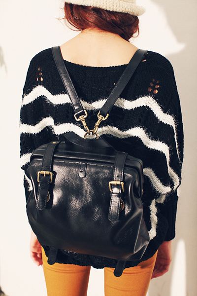 แฟชั่น กระเป๋าสะพายหลังดีไซน์เก๋ เทรนด์ฮิต 2013